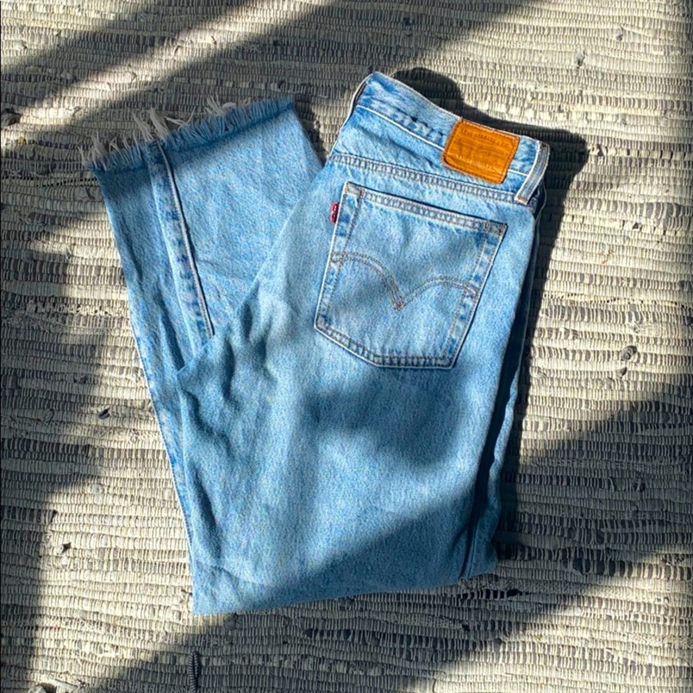 Levi’s Wedgie Tapered Light Wash Jeans